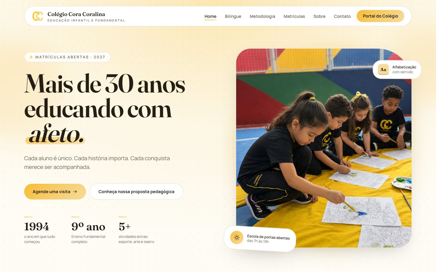 Colégio Cora Coralina: site novo no computador, projeto de Márcio Felipe