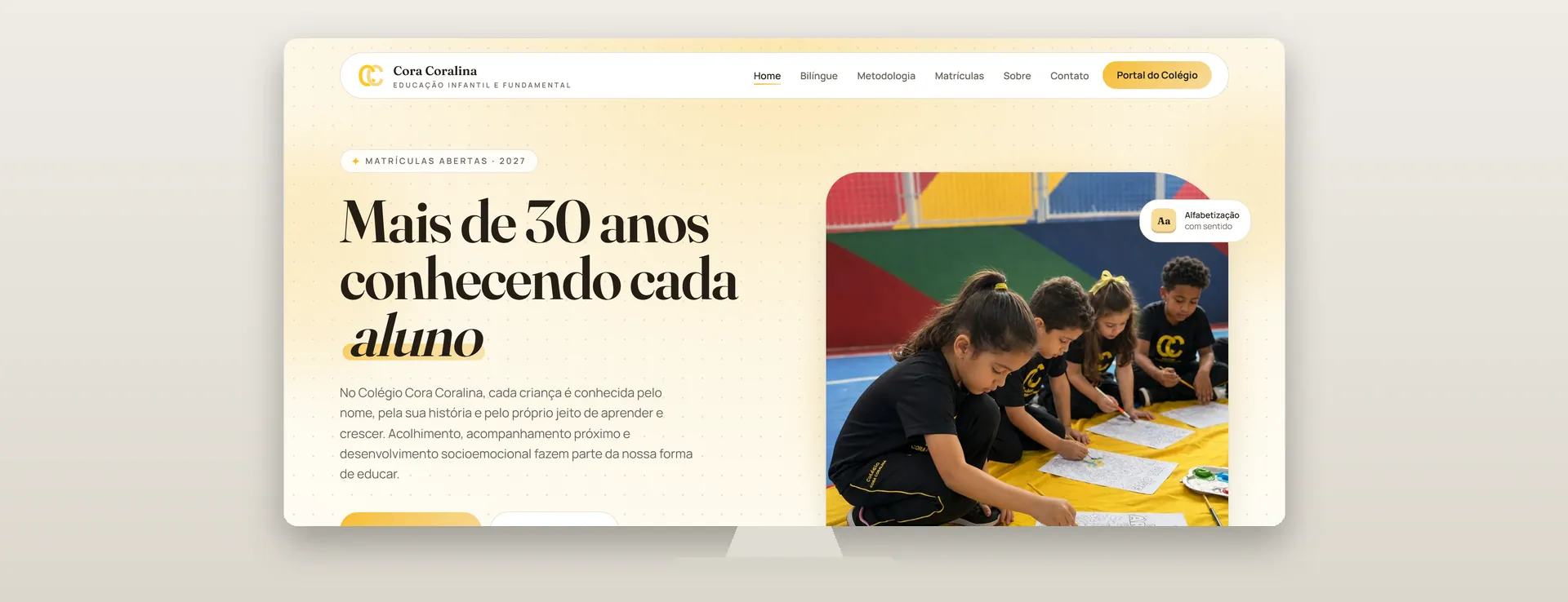 Página inicial do site do Colégio Cora Coralina